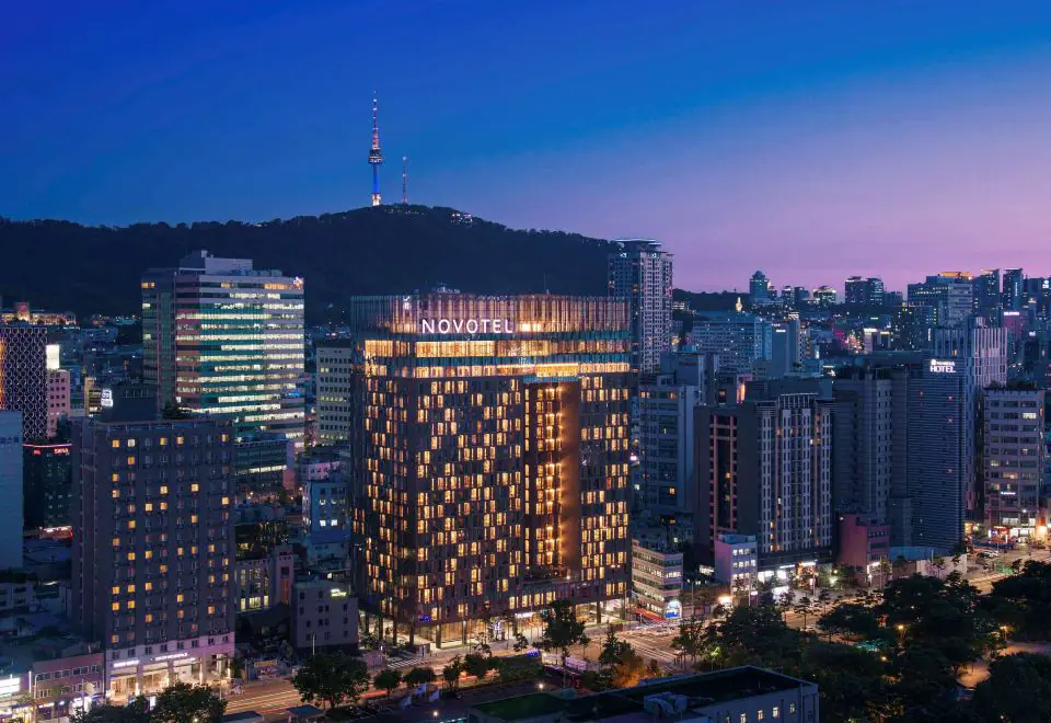 Novotel Ambassador Seoul Dongdaemun:不是因為有泳池才值得住,而是你能不能把東大門用成兩個晚上縮圖