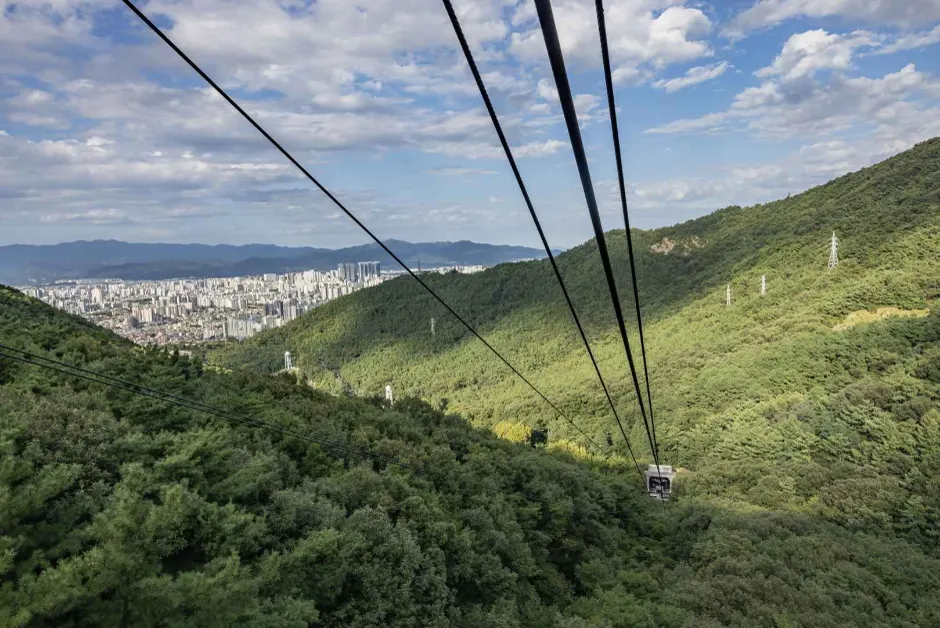 大邱前山展望台平台與城市全景實景