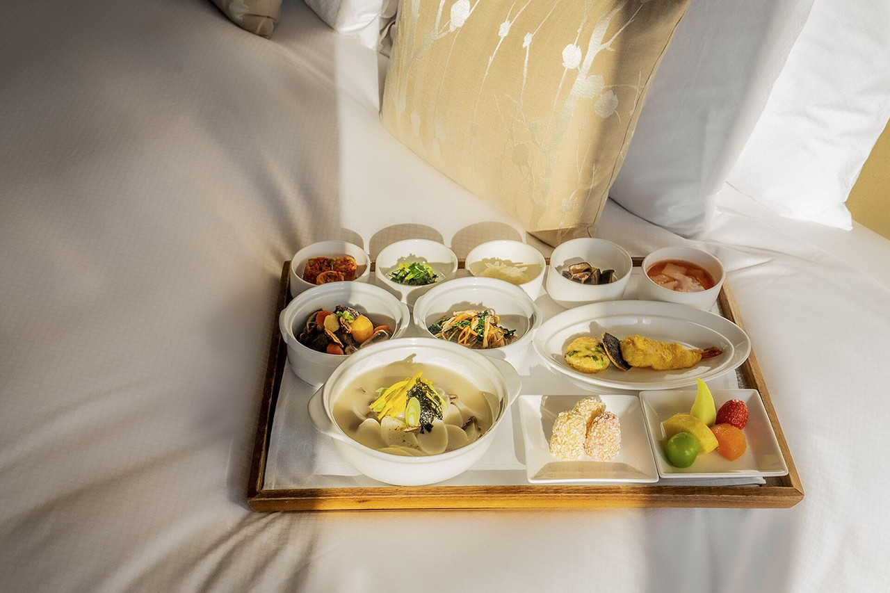 Lotte Hotel Seoul 館內休憩與城市景觀